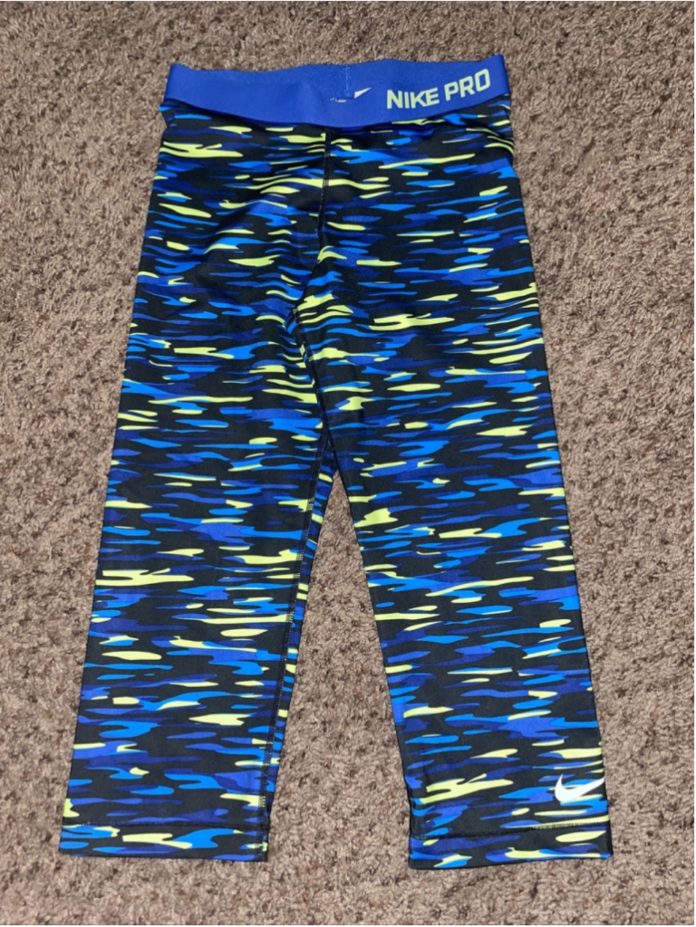 Nike Pro Capri Leggings Blue Zebra Stripped Women's Size Medium